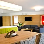 Hotel Garni Alpenland Ischgl
