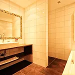 Garni Alpenland 4*