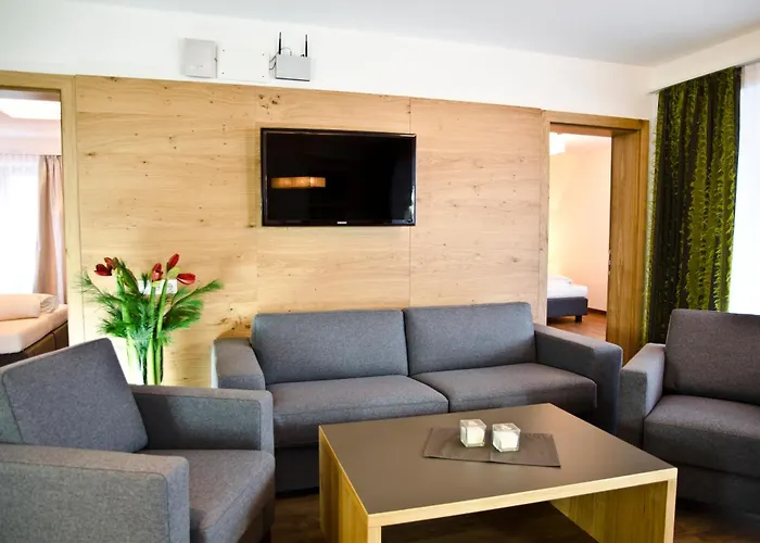 Garni Alpenland Otel 4*