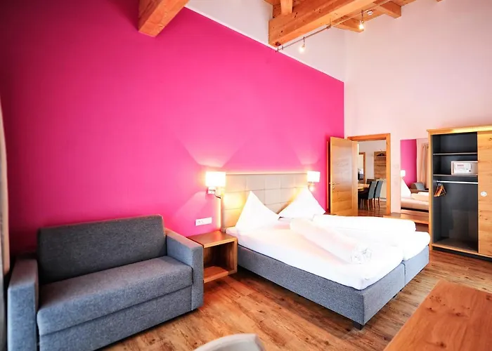 Garni Alpenland Otel 4*
