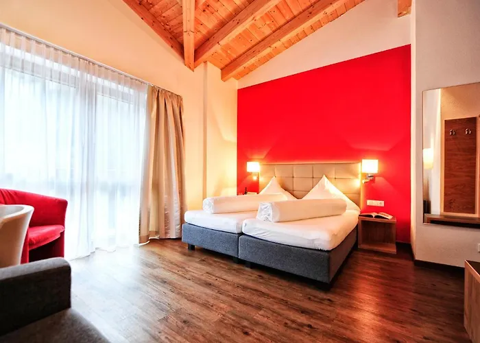 Garni Alpenland 4*